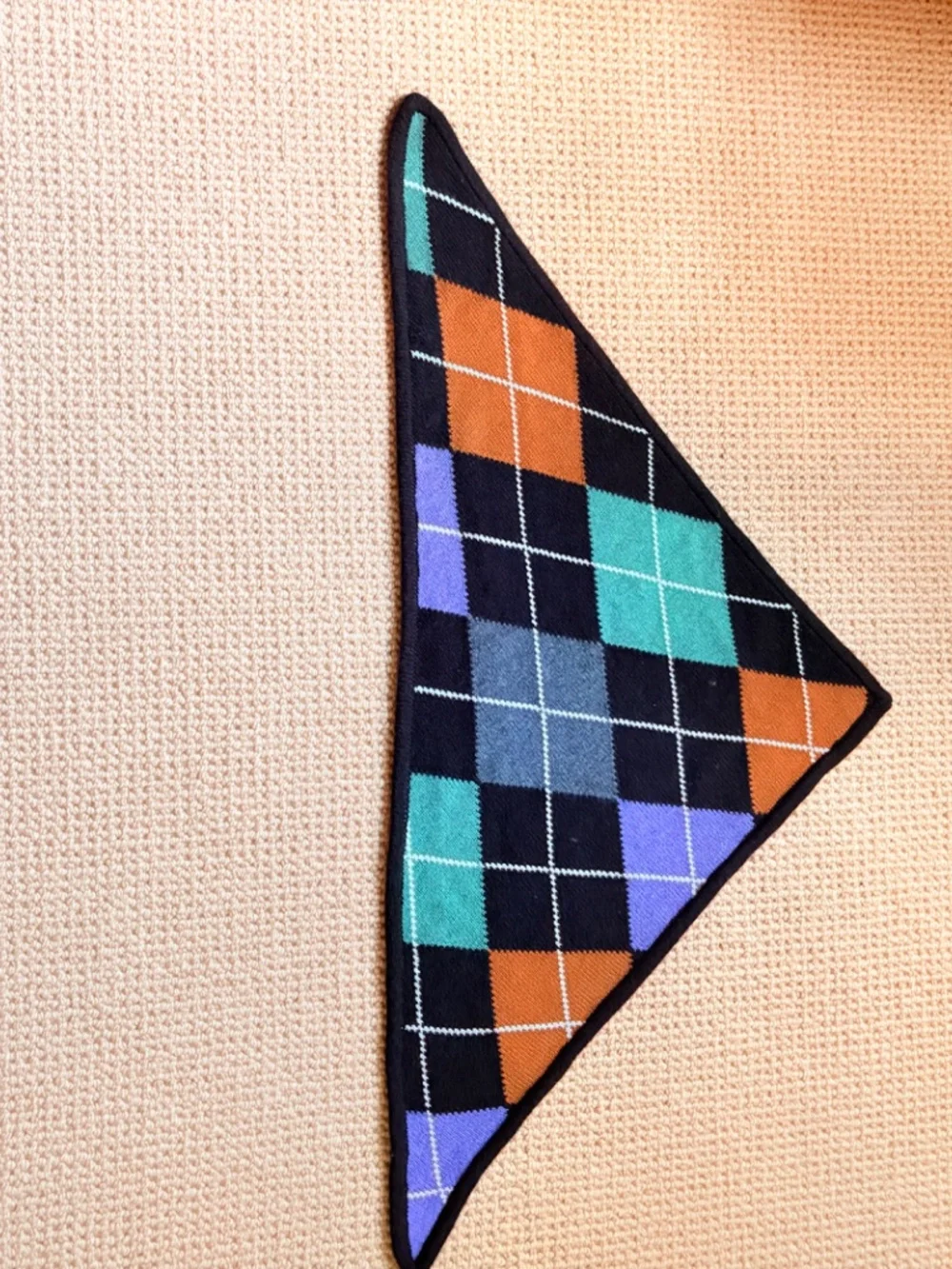 Cashmere Neck Scarf - Picture 2 of 3